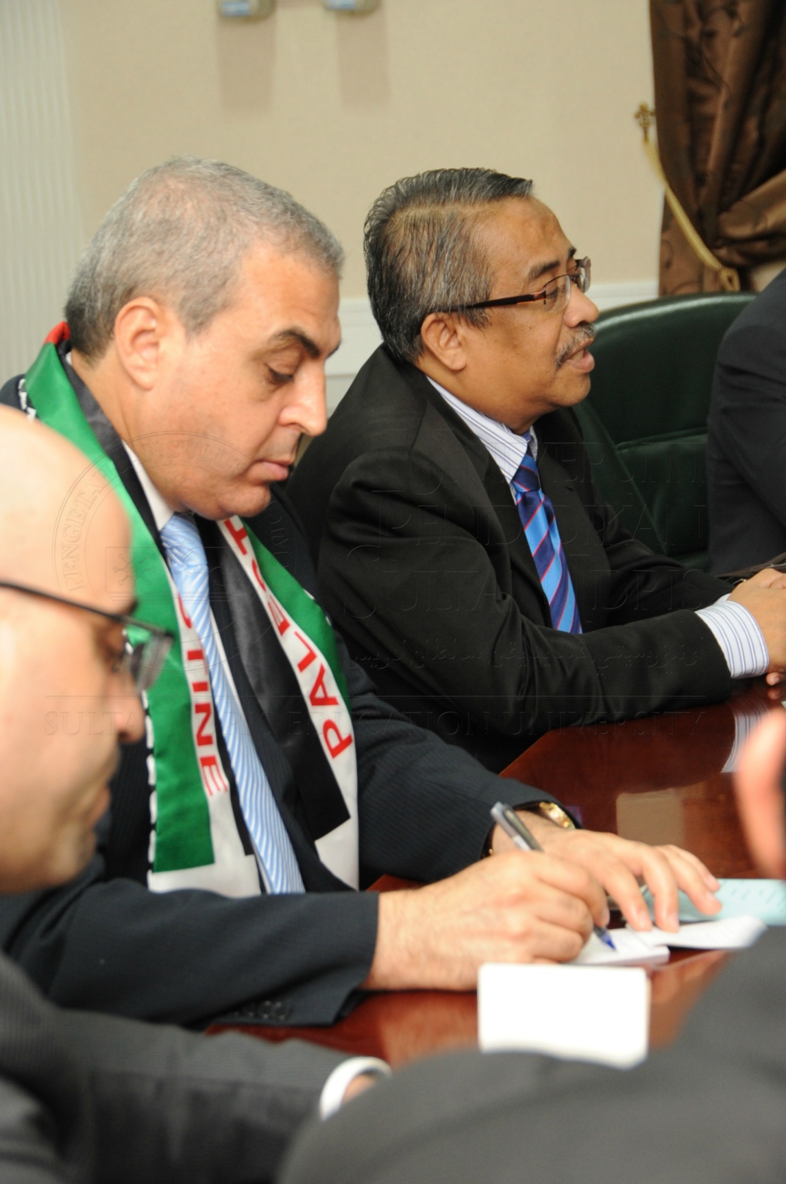 PRO 16 3 PALESTINEHAS 7657